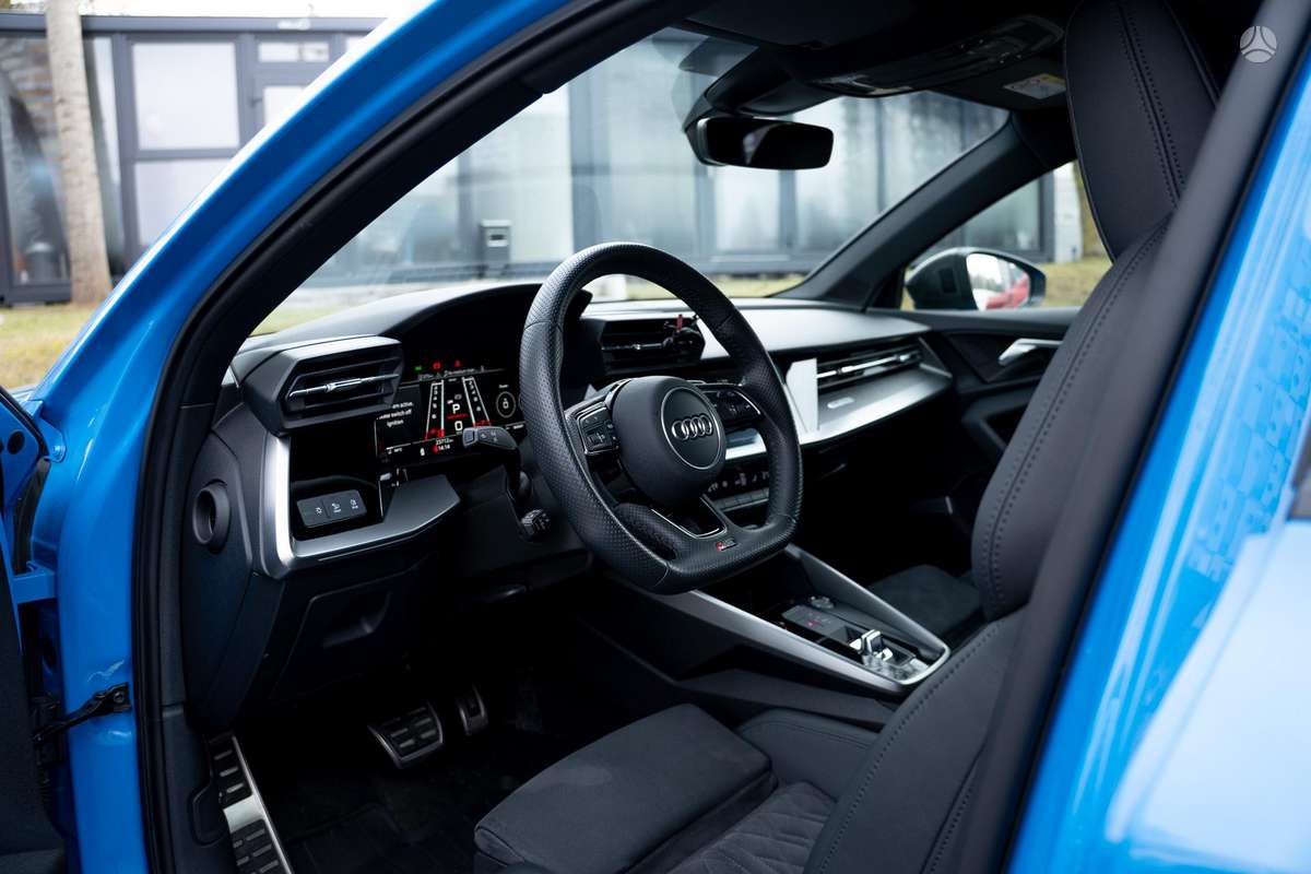 Audi RS 3, 2.5 l., Седан