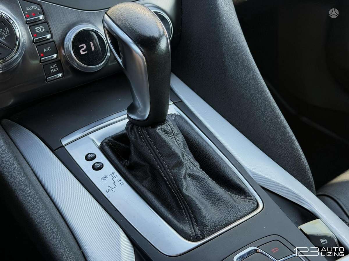 Citroen DS5, 2.0 l., hatchback