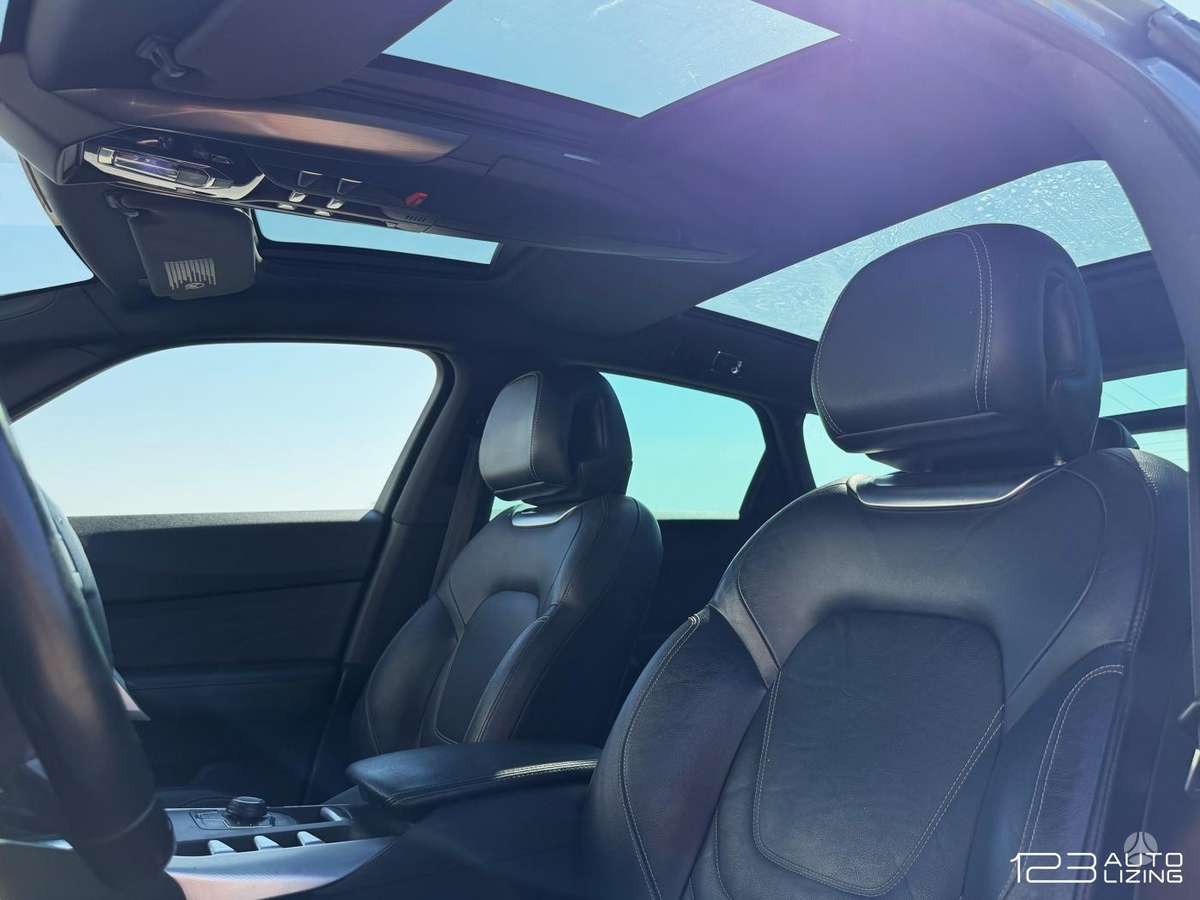 Citroen DS5, 2.0 l., Хэтчбек