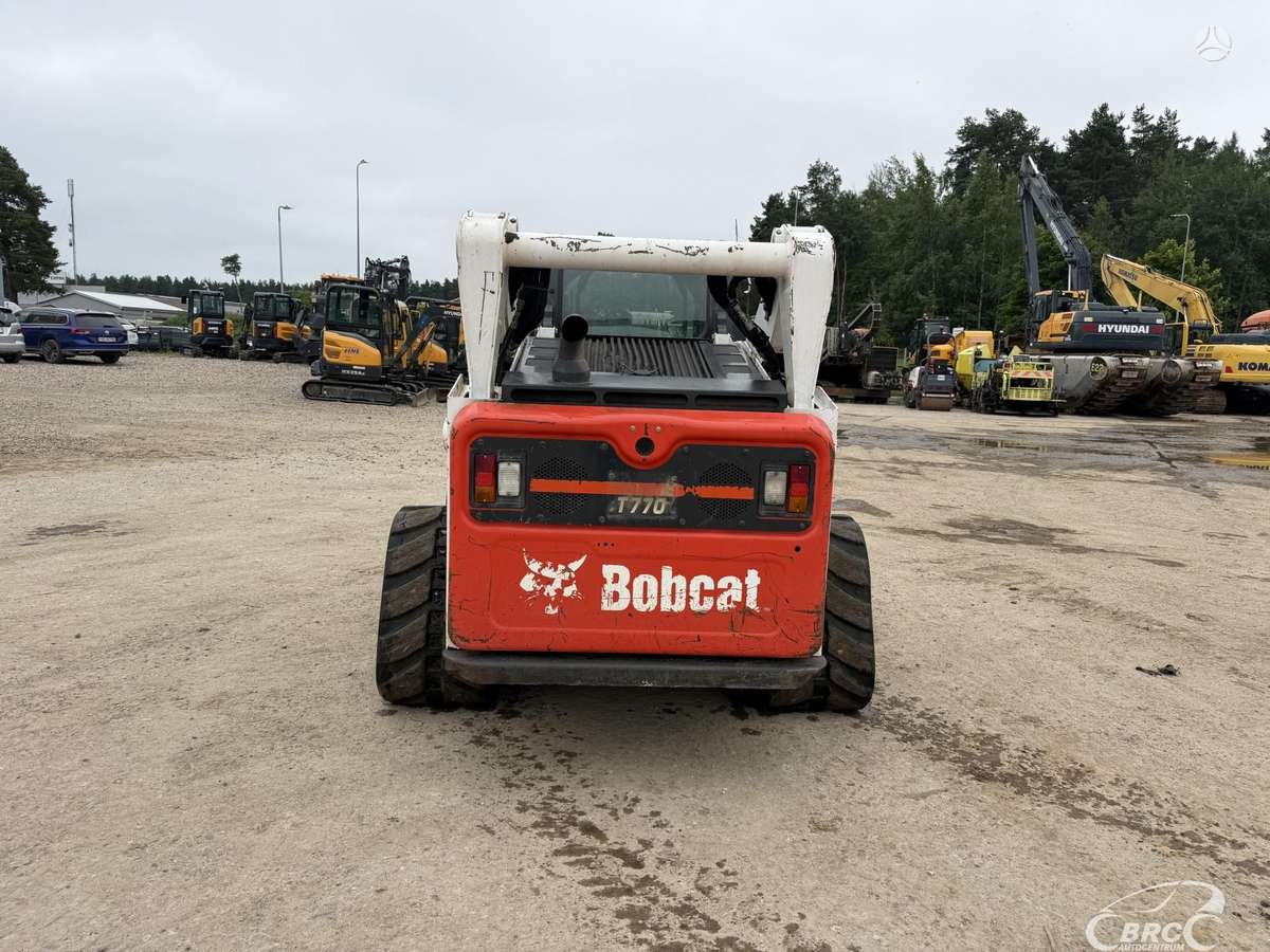Bobcat T770, cits