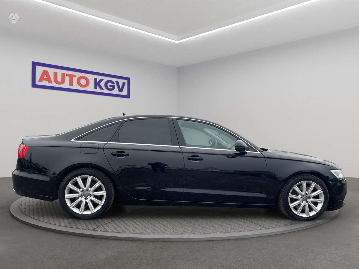 Audi A6, 3.0 l., Седан
