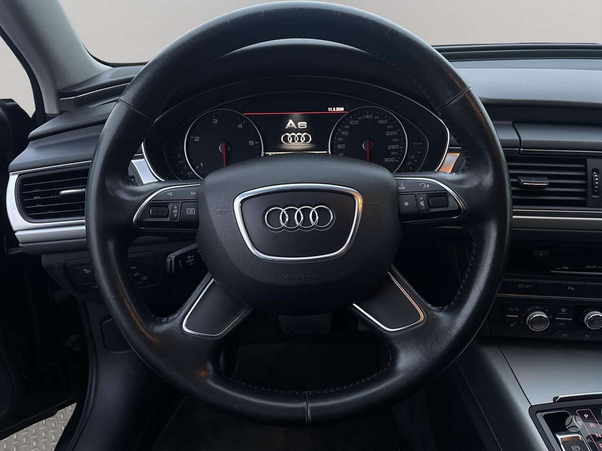 Audi A6, 3.0 l., Седан