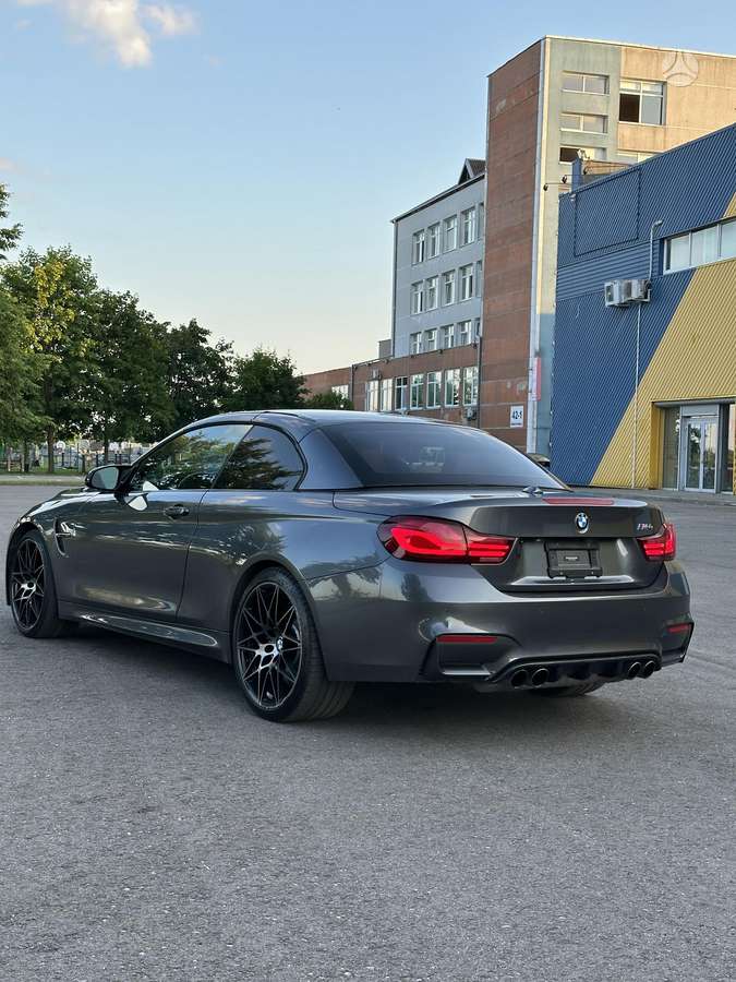 BMW M4, 3.0 l., convertible