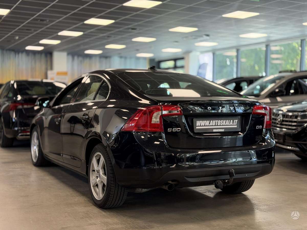 Volvo S60, 2.0 l., Седан