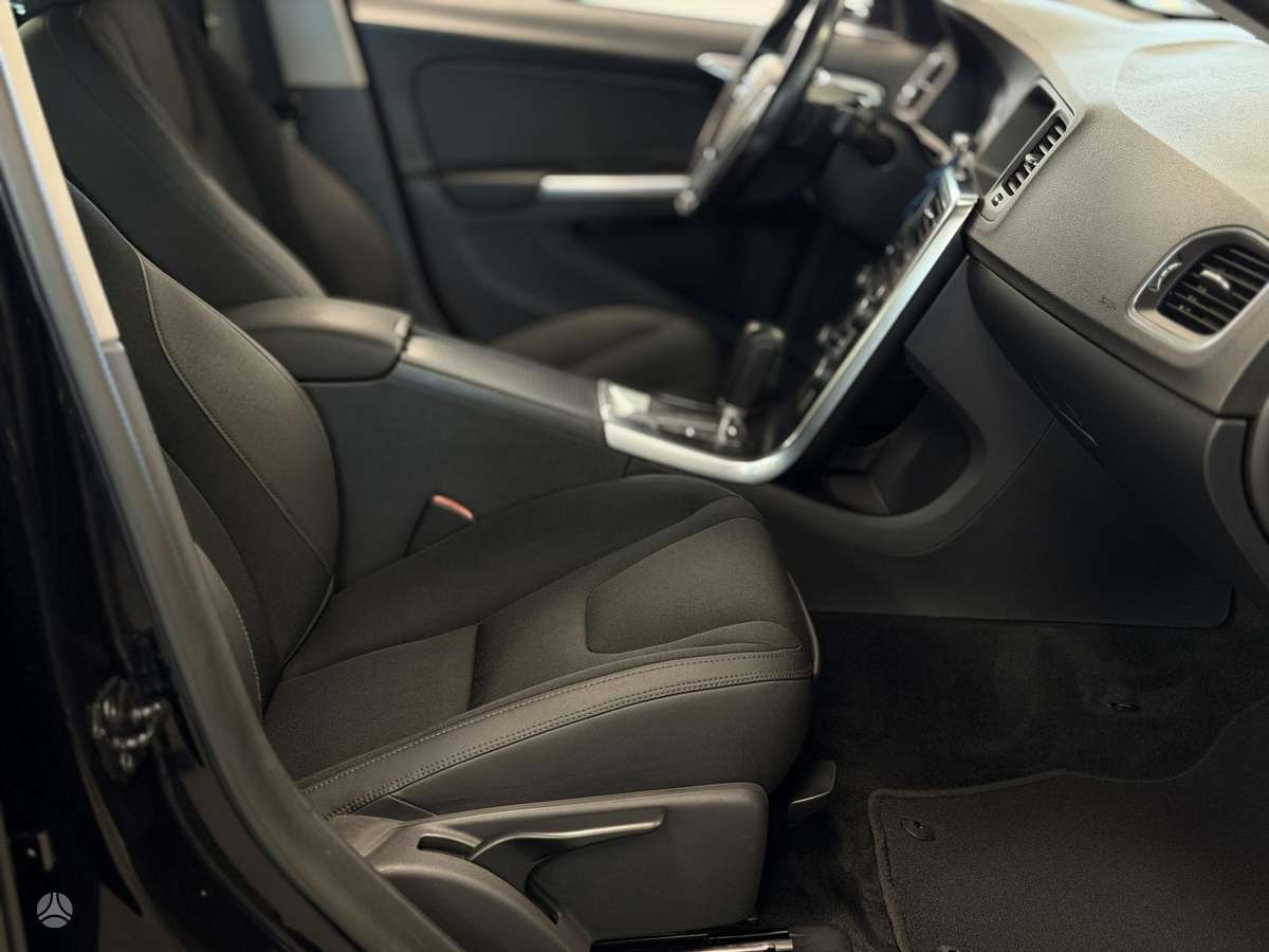 Volvo S60, 2.0 l., Седан