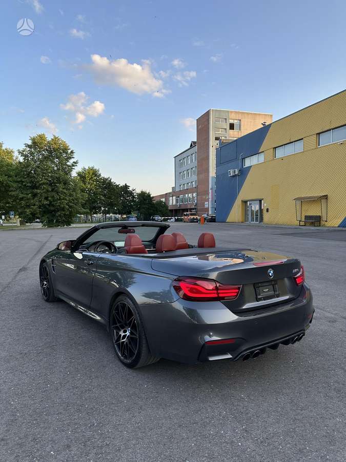 BMW M4, 3.0 l., convertible
