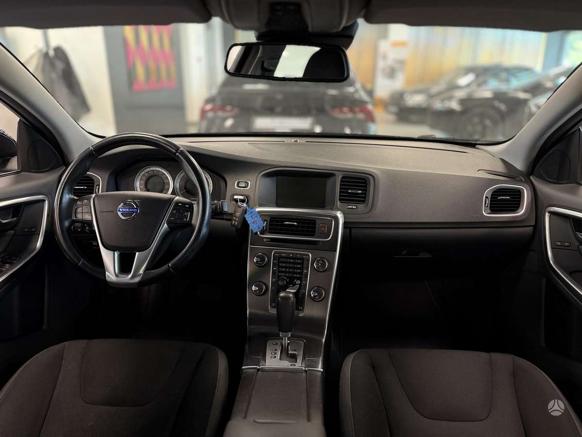 Volvo S60, 2.0 l., Седан