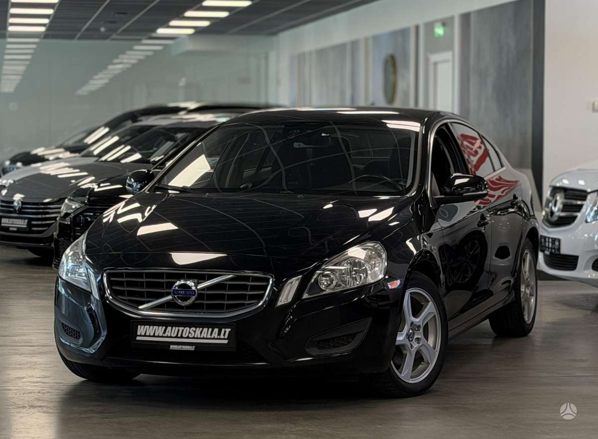 Volvo S60, 2.0 l., Седан