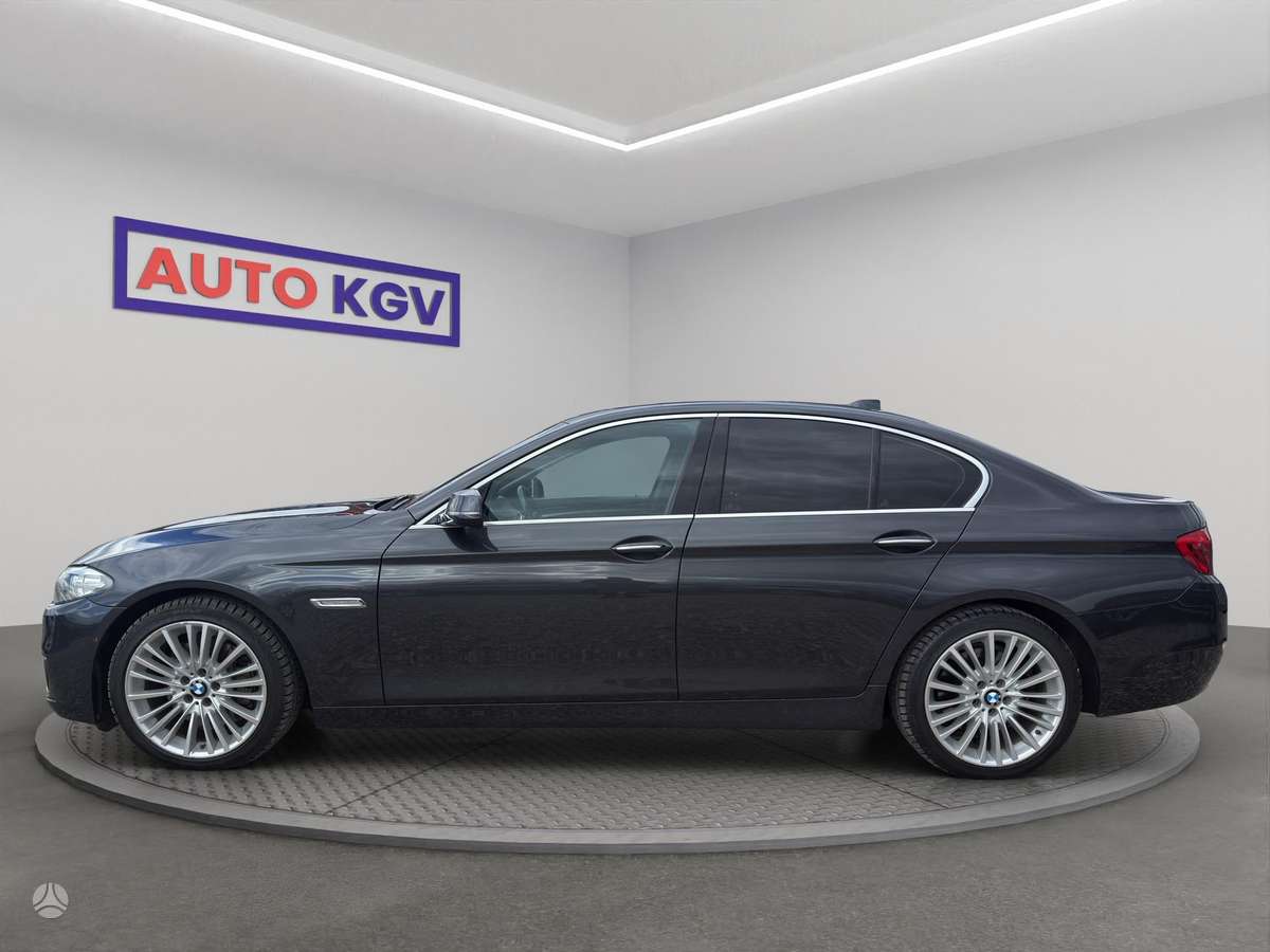 BMW 550, 4.4 l., Седан