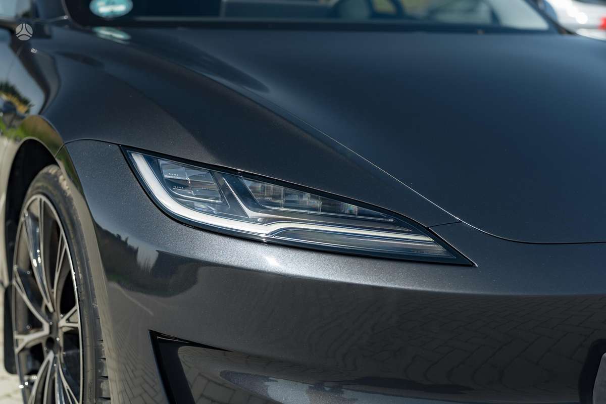 Tesla Model 3, 82 кВт·ч, Хэтчбек