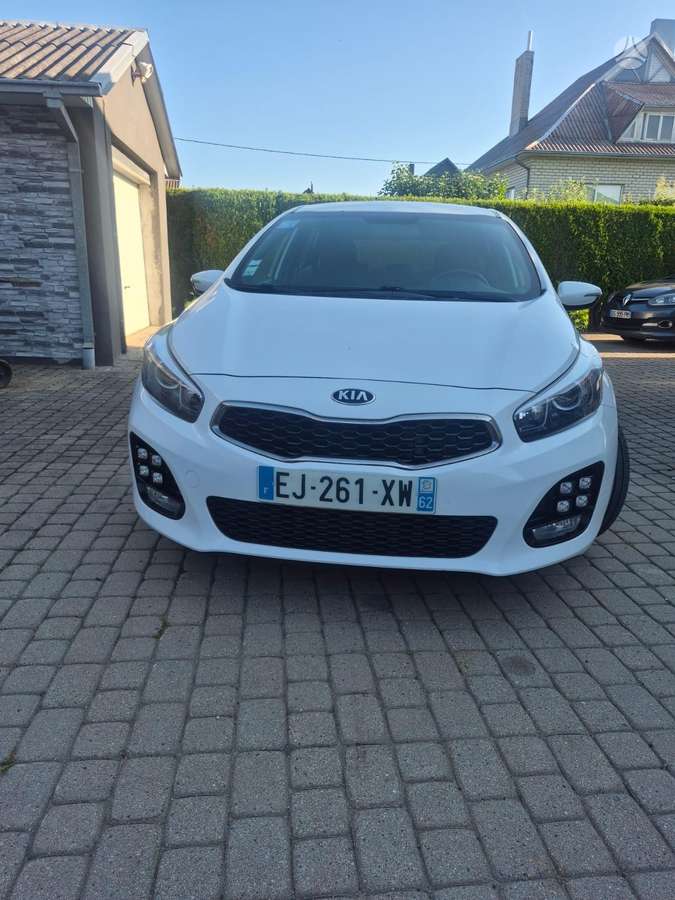 Kia Ceed, 1.6 l., hatchback
