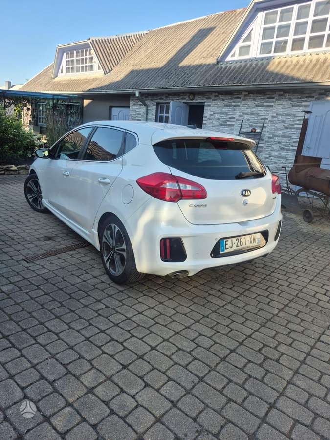 Kia Ceed, 1.6 l., hatchback