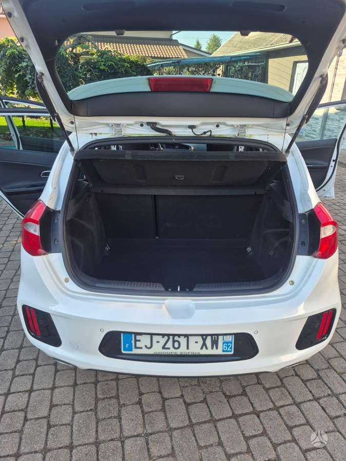 Kia Ceed, 1.6 l., Хэтчбек