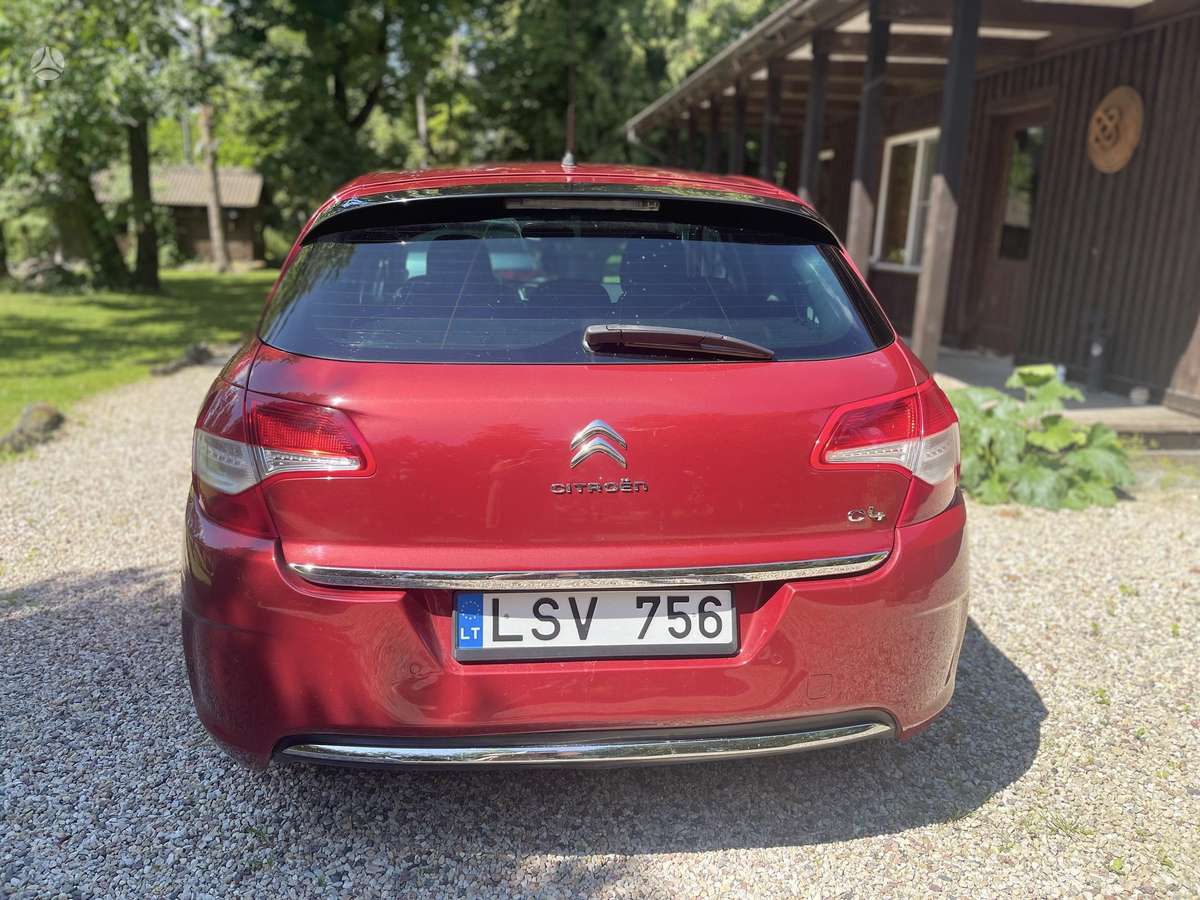 Citroen C4, 1.6 l., hatchback