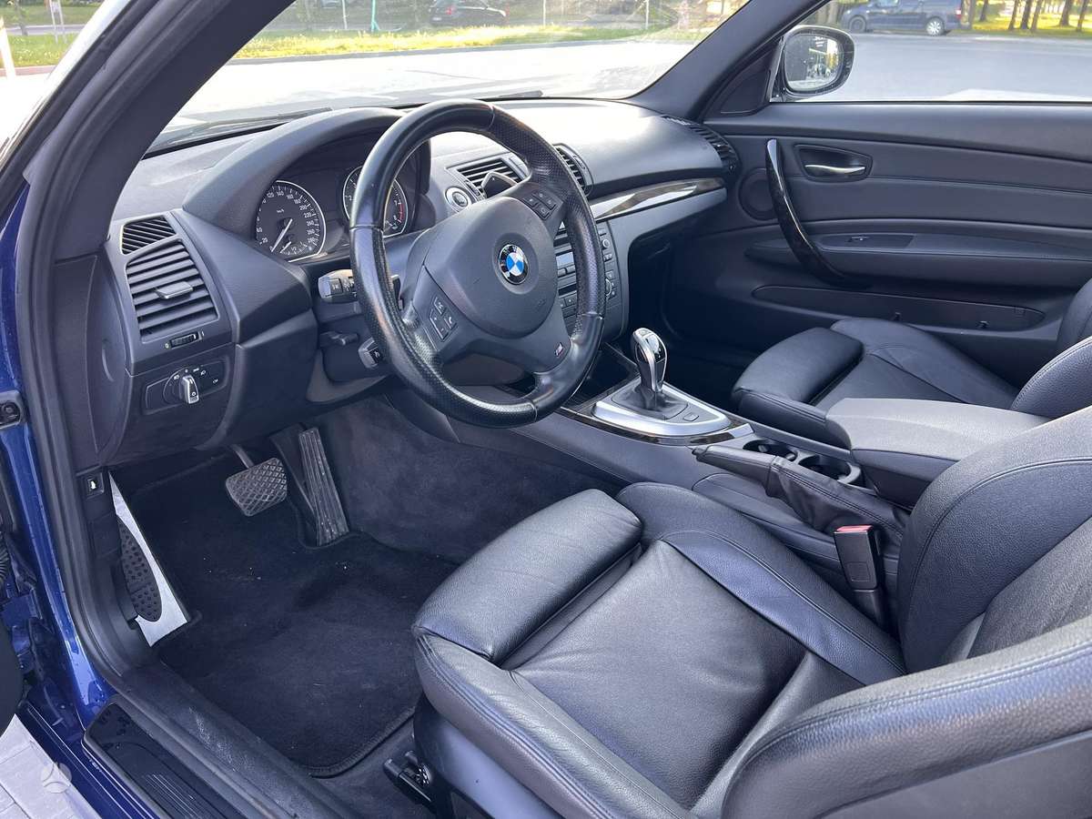 BMW 135, 3.0 l., Купе (coupe)