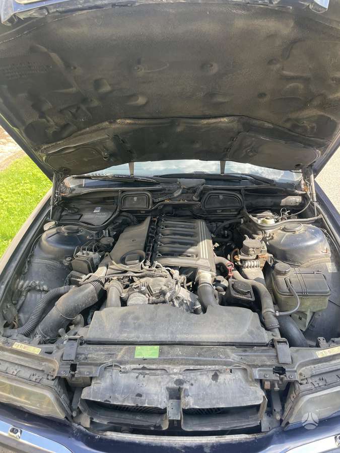 BMW 730, 2.9 l., sedanas