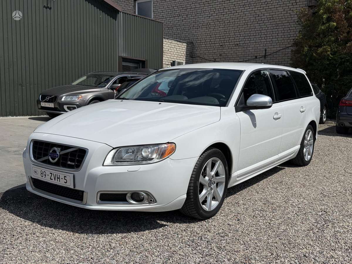 Volvo V70, 2.0 l., Универсал