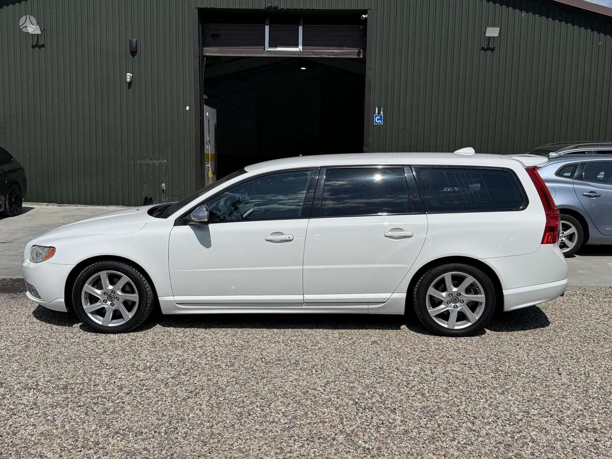 Volvo V70, 2.0 l., Универсал