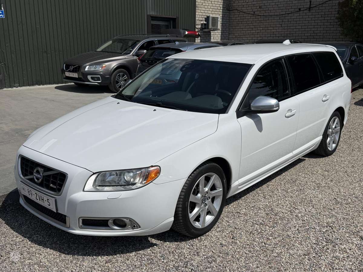 Volvo V70, 2.0 l., Универсал