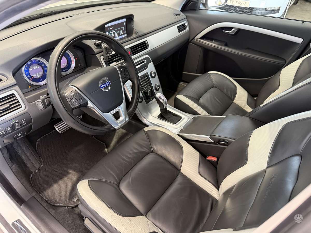 Volvo V70, 2.0 l., Универсал