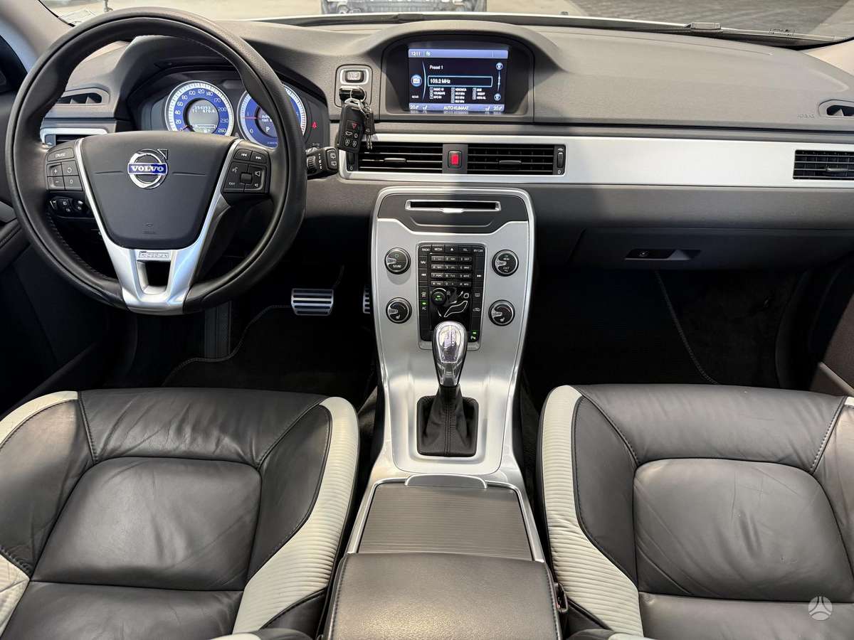 Volvo V70, 2.0 l., Универсал