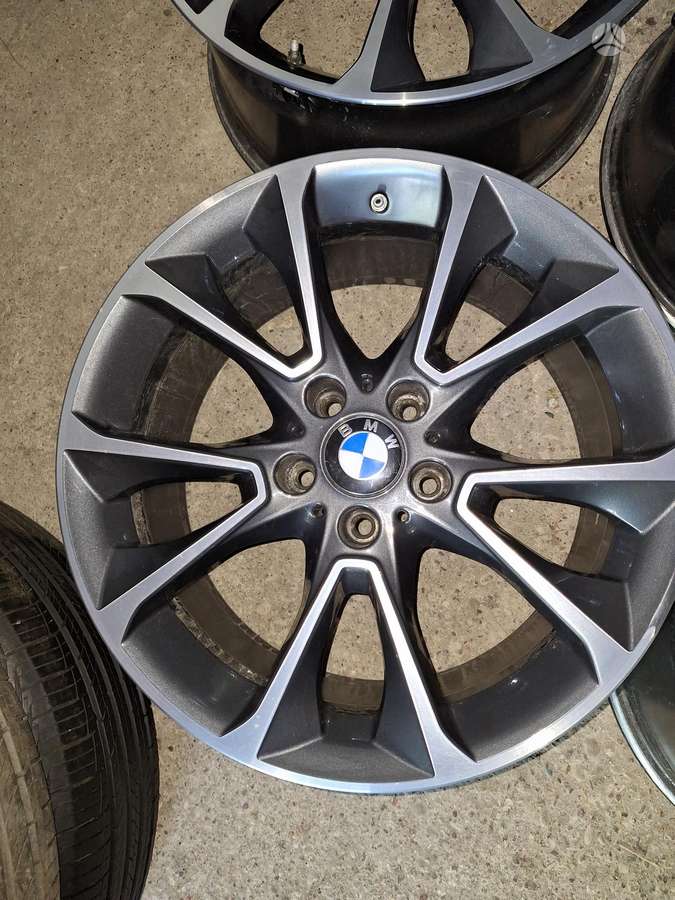 BMW X5, lengvojo lydinio, R19