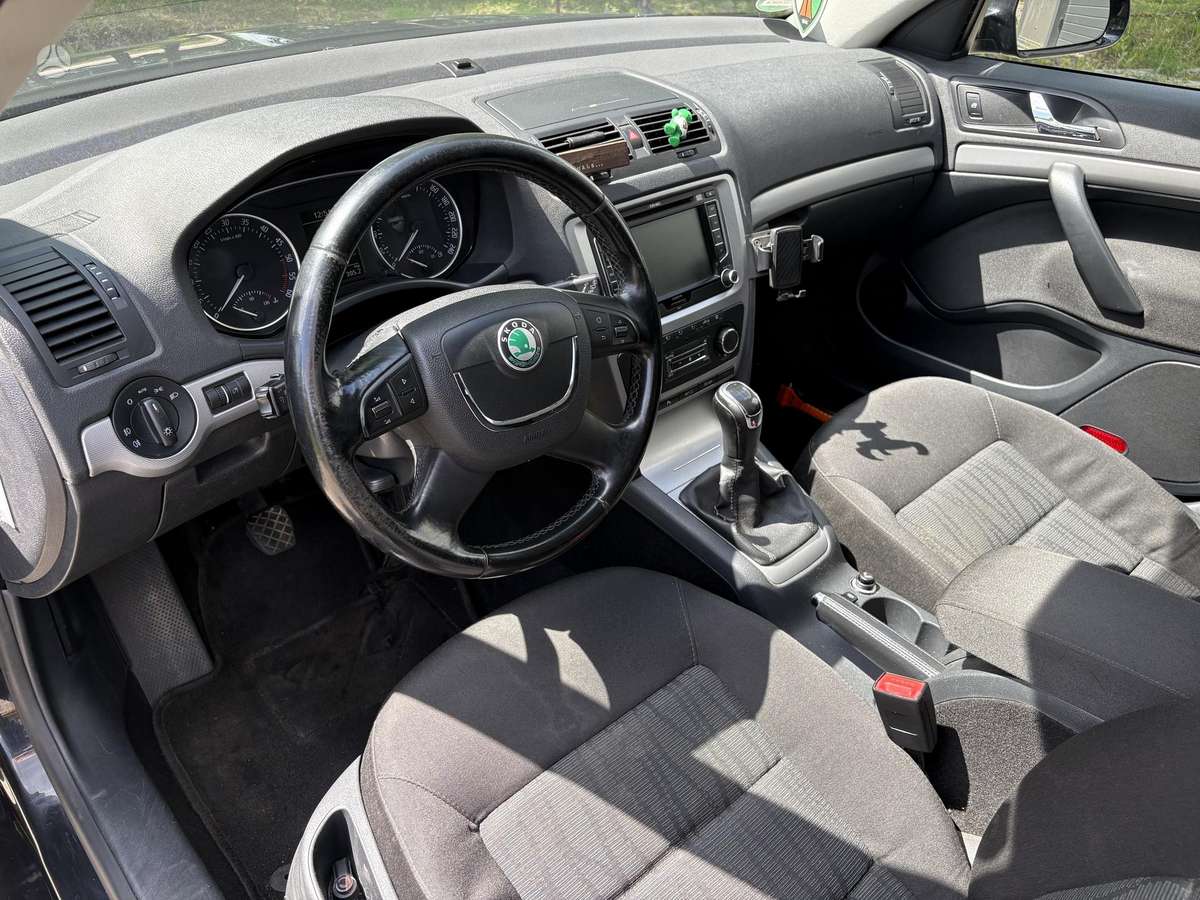 Škoda Octavia - 8