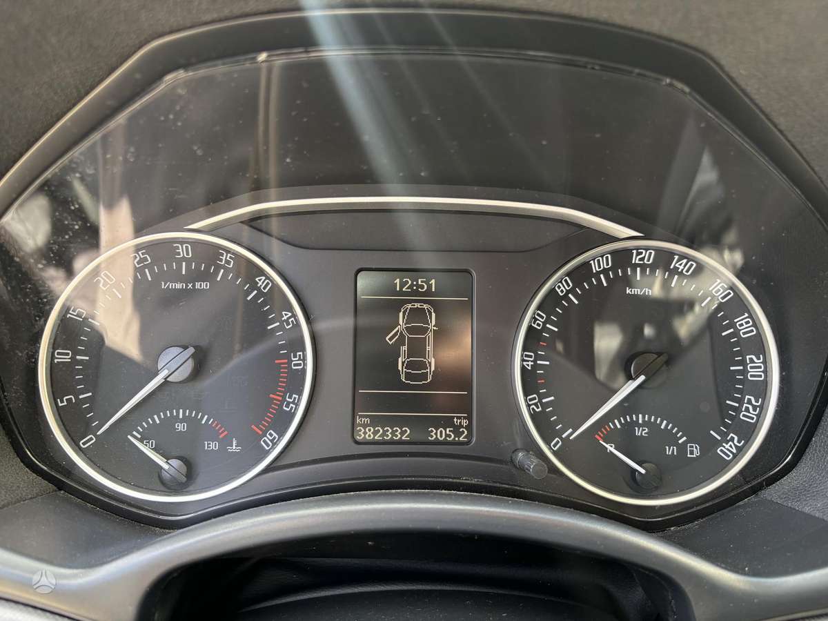 Škoda Octavia - 12