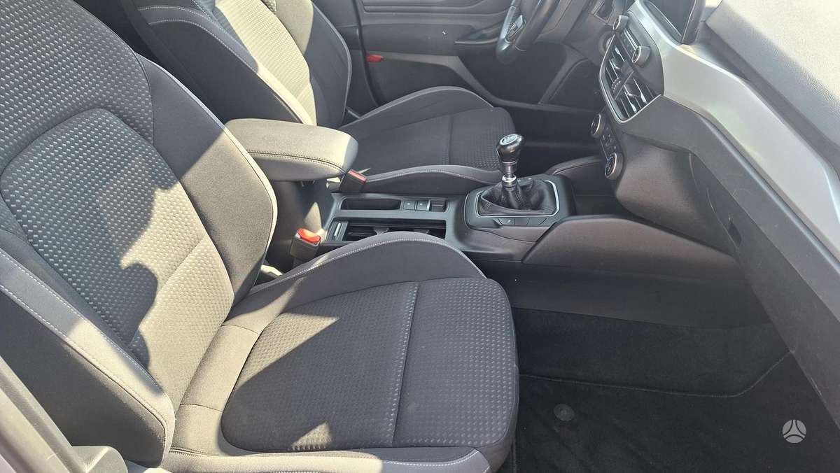 Ford Focus, 1.0 l., hatchback