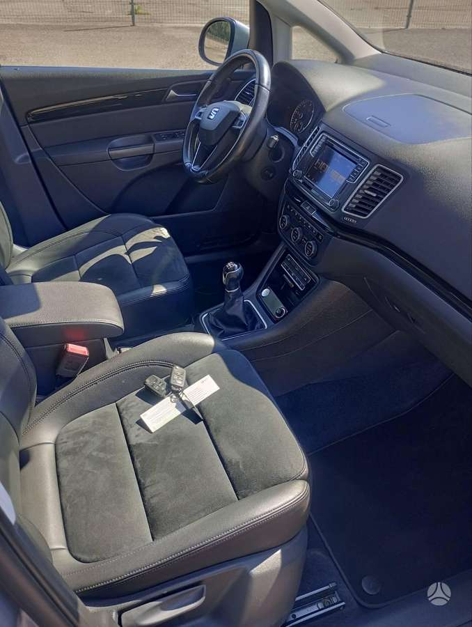 Seat Alhambra, 2.0 l., Минивэн