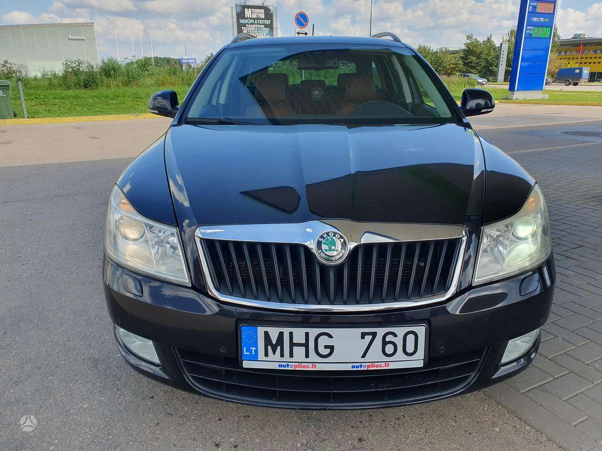Škoda Octavia - 2