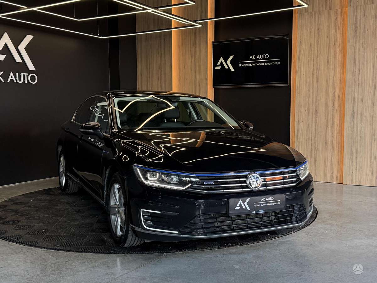 Volkswagen Passat - 3