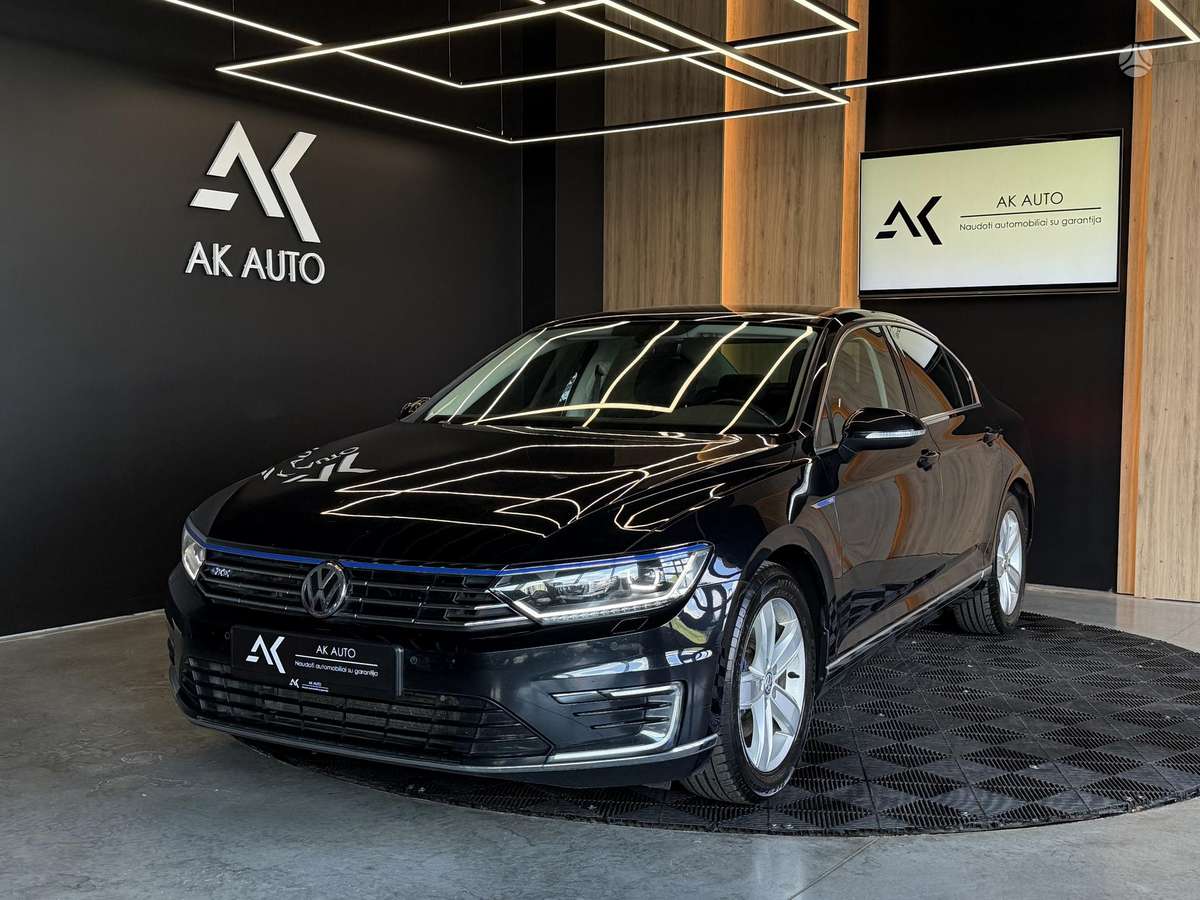 Volkswagen Passat - 5