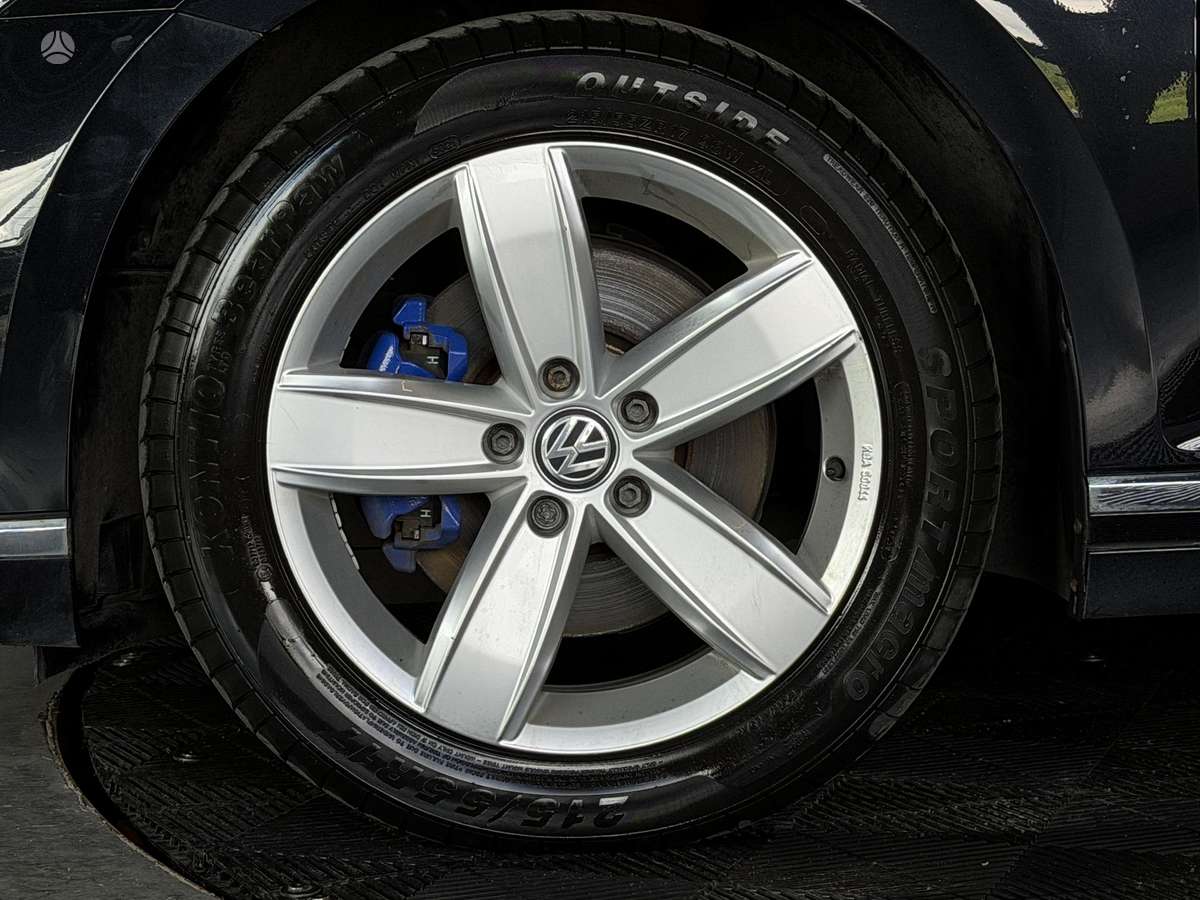 Volkswagen Passat - 7