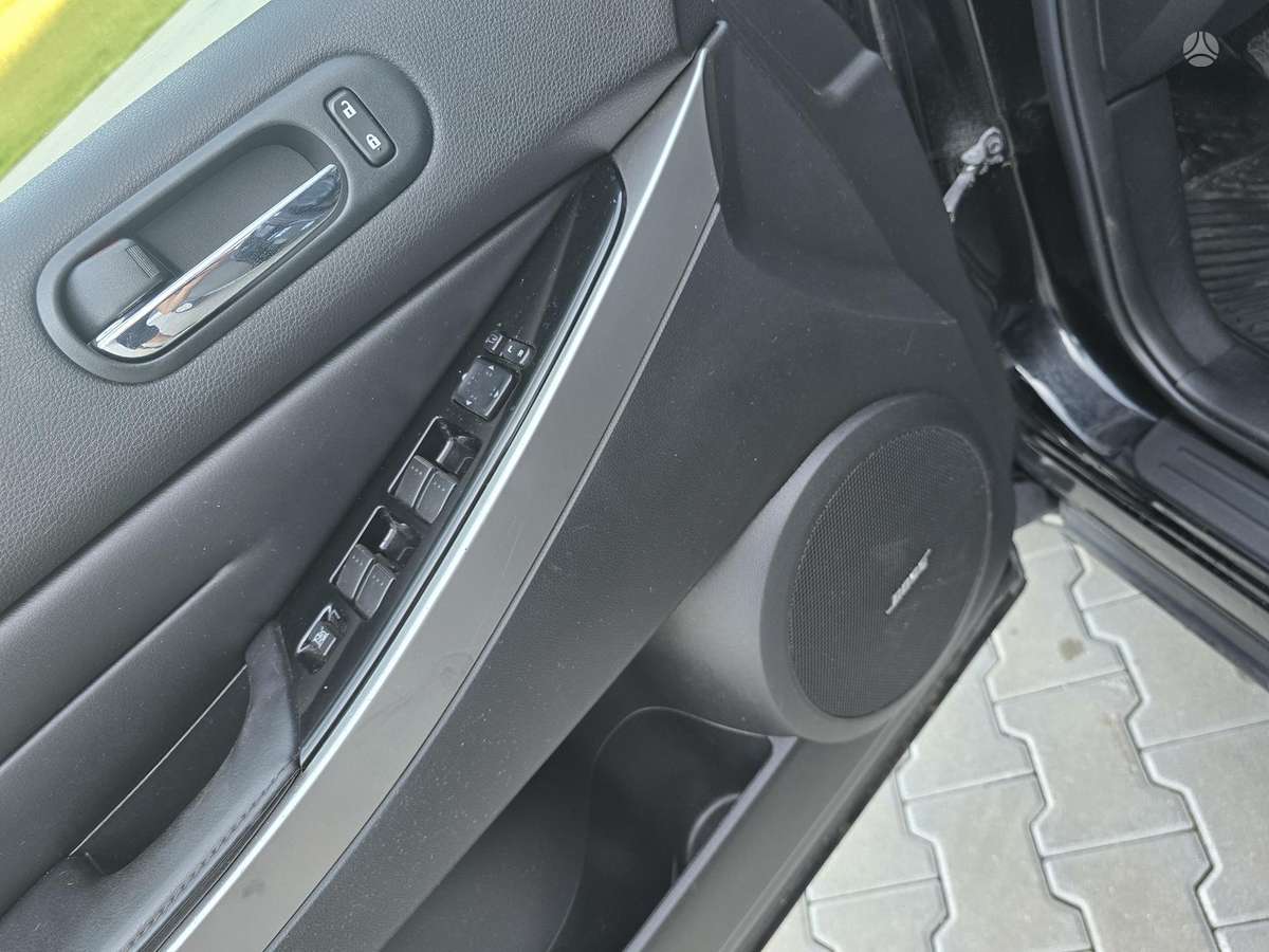 Mazda CX-7, 2.2 l., off-road / crossover