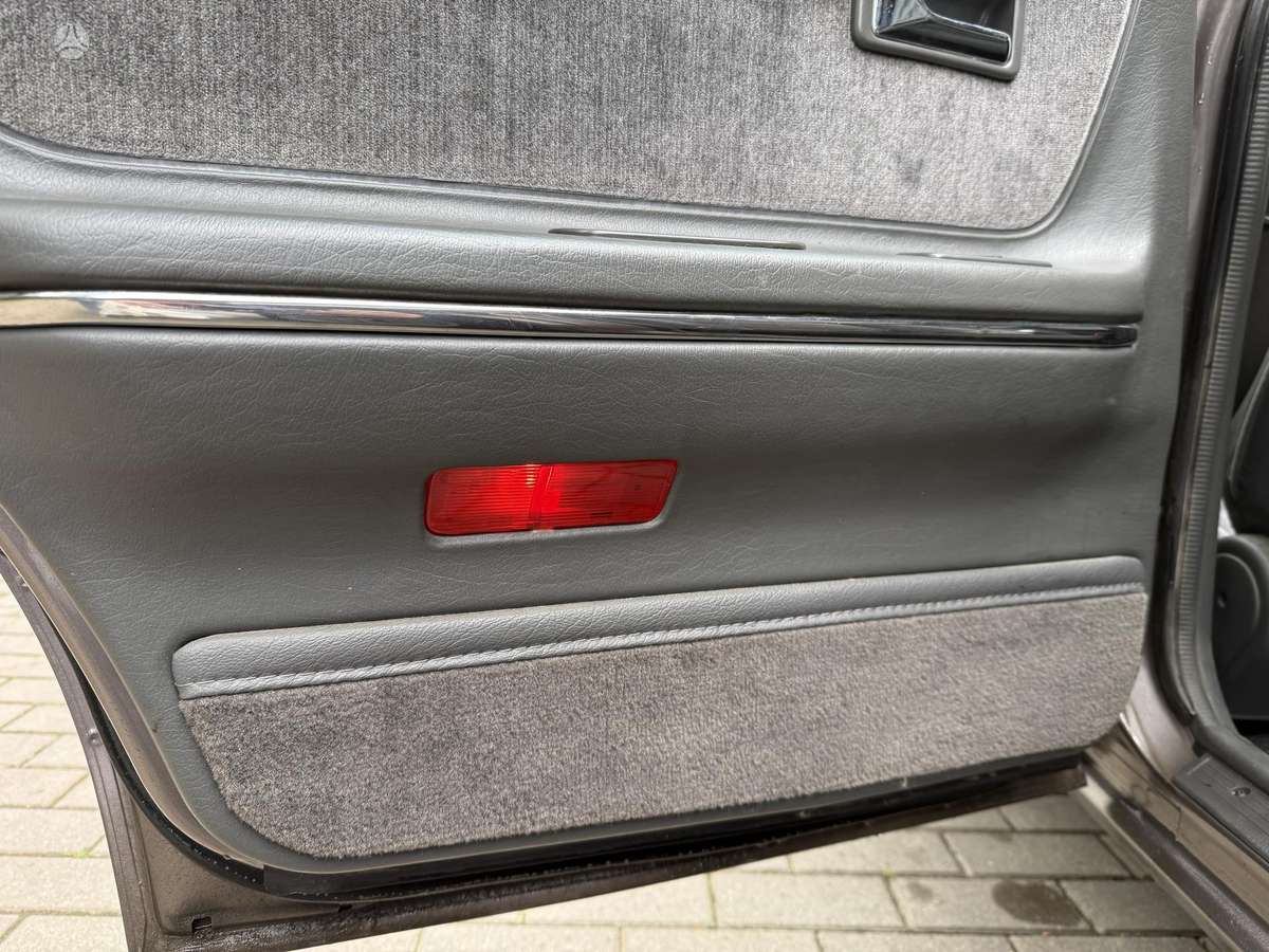 Mazda 626, 2.2 l., Седан