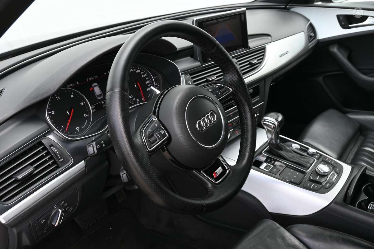 Audi A6, 3.0 l., wagon
