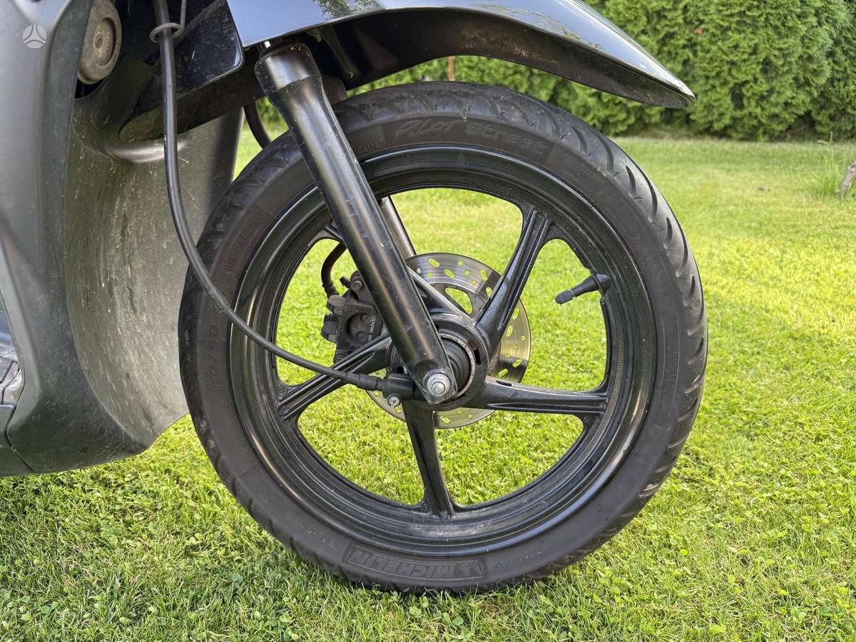 Suzuki Address 125 113cc, scooters / mopeds