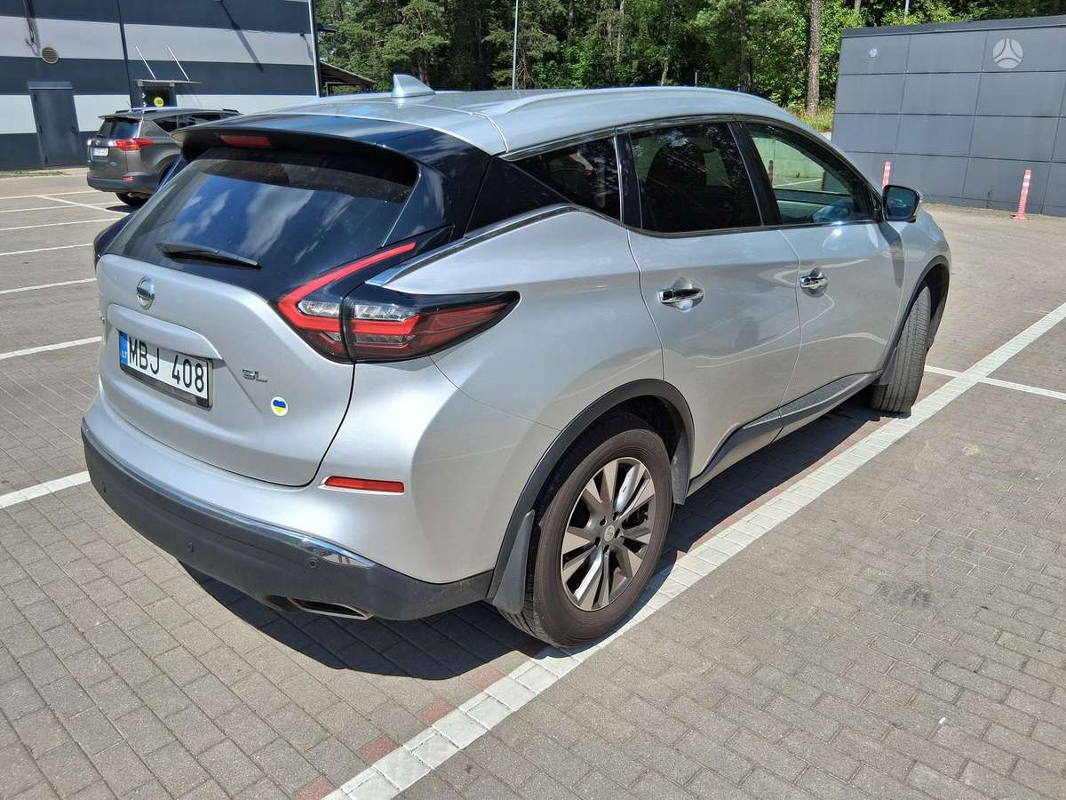Nissan Murano - 3
