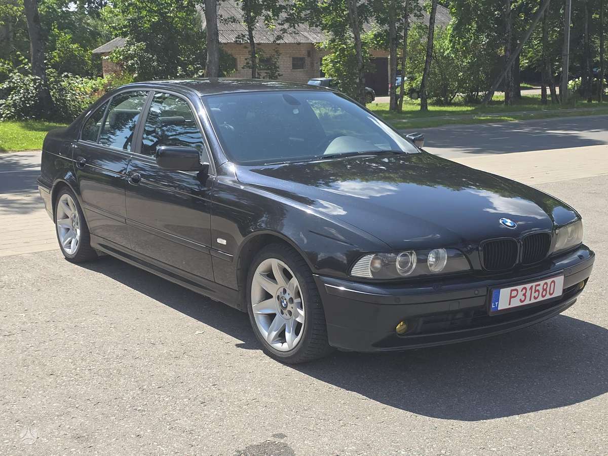 BMW 525, 2.5 l., Седан