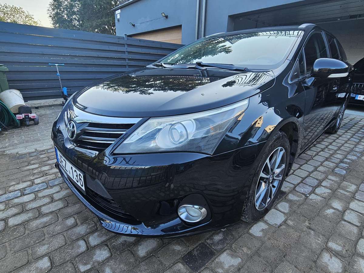 Toyota Avensis, 2.0 l., Универсал