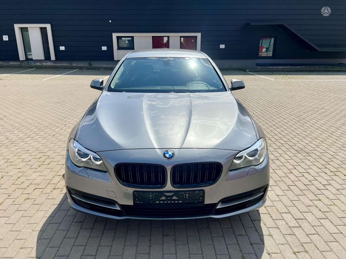 BMW 520, 2.0 l., Седан