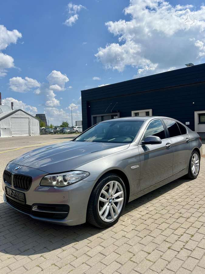 BMW 520, 2.0 l., Седан