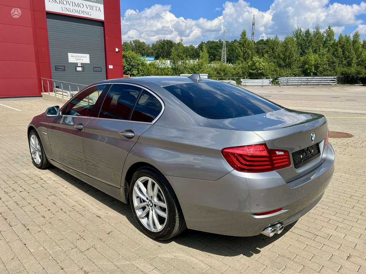BMW 520, 2.0 l., Седан