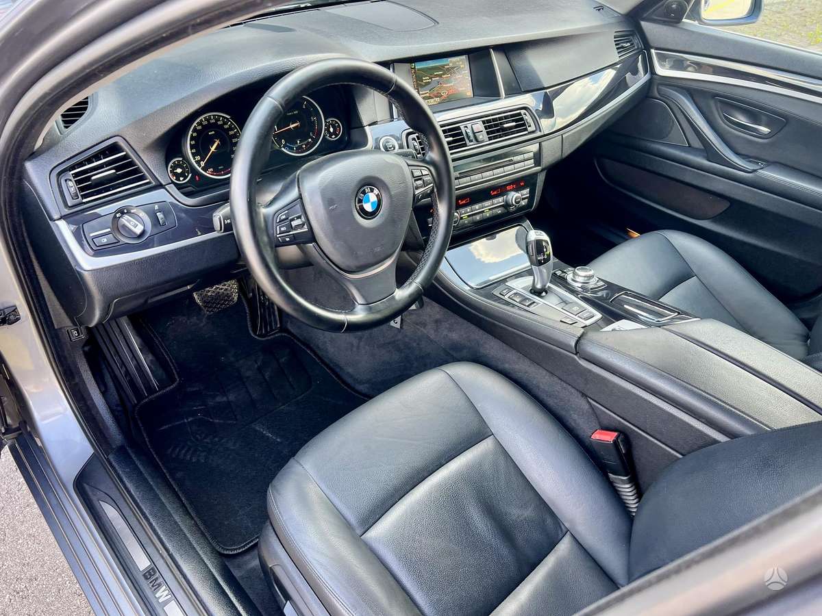 BMW 520, 2.0 l., Седан