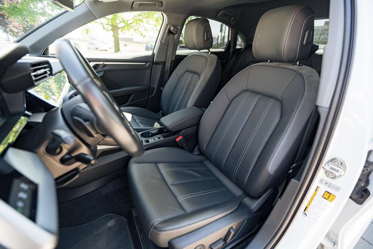 Audi A3, 2.0 l., Седан