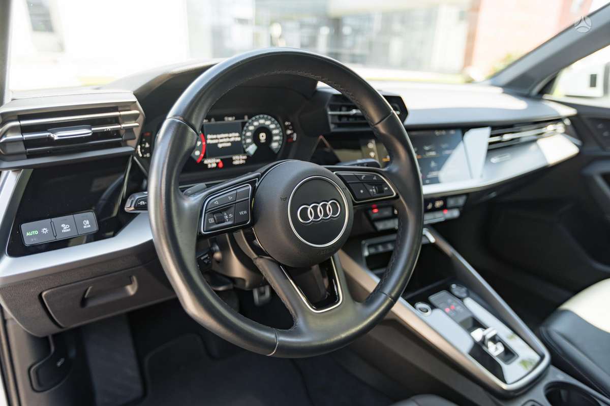 Audi A3, 2.0 l., Седан