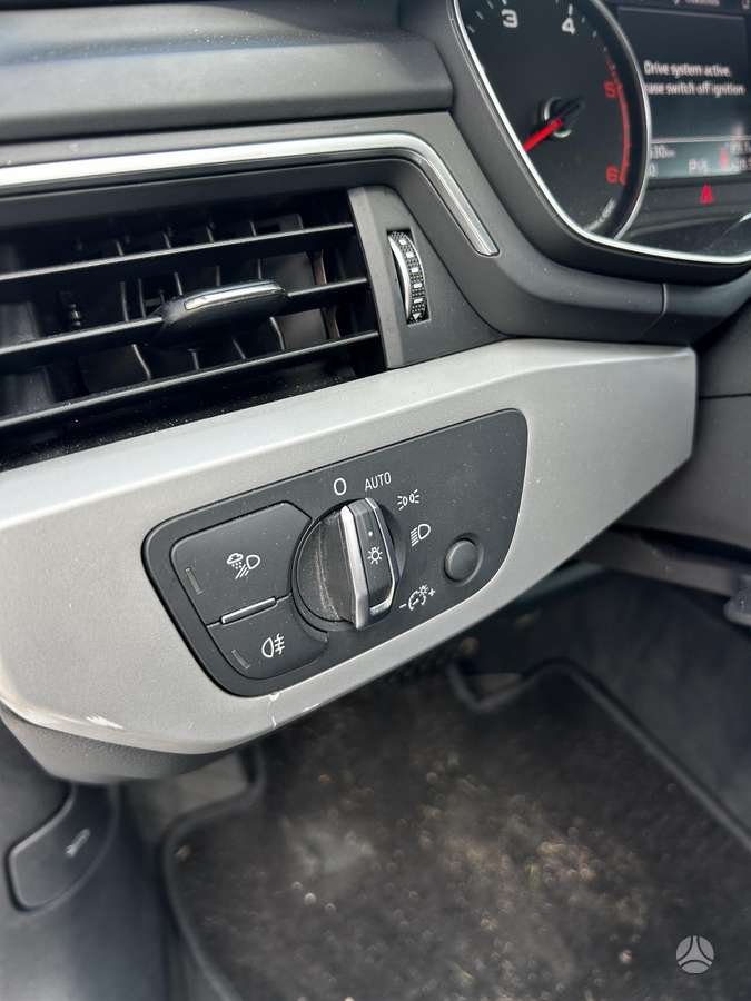 Audi A4, 2.0 l., Универсал