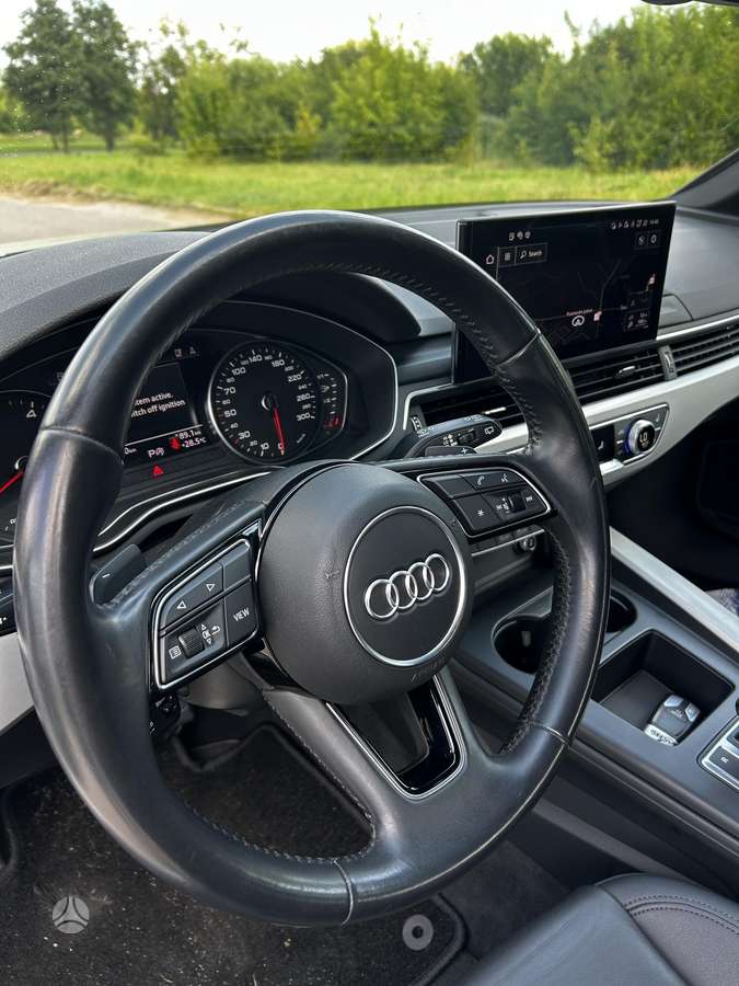 Audi A4, 2.0 l., Универсал