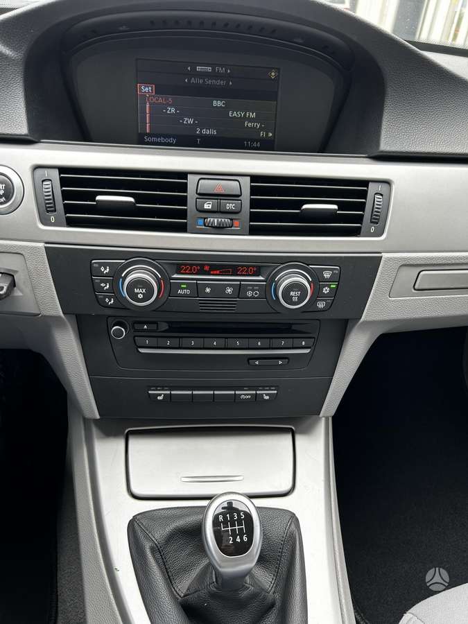 BMW 320, 2.0 l., wagon